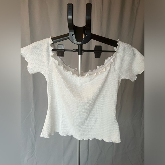 White Cropped Top - Picture 5 of 10